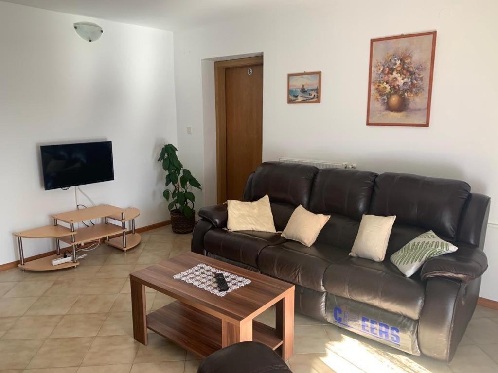 Apartman Dalija Винкуран Екстериор снимка