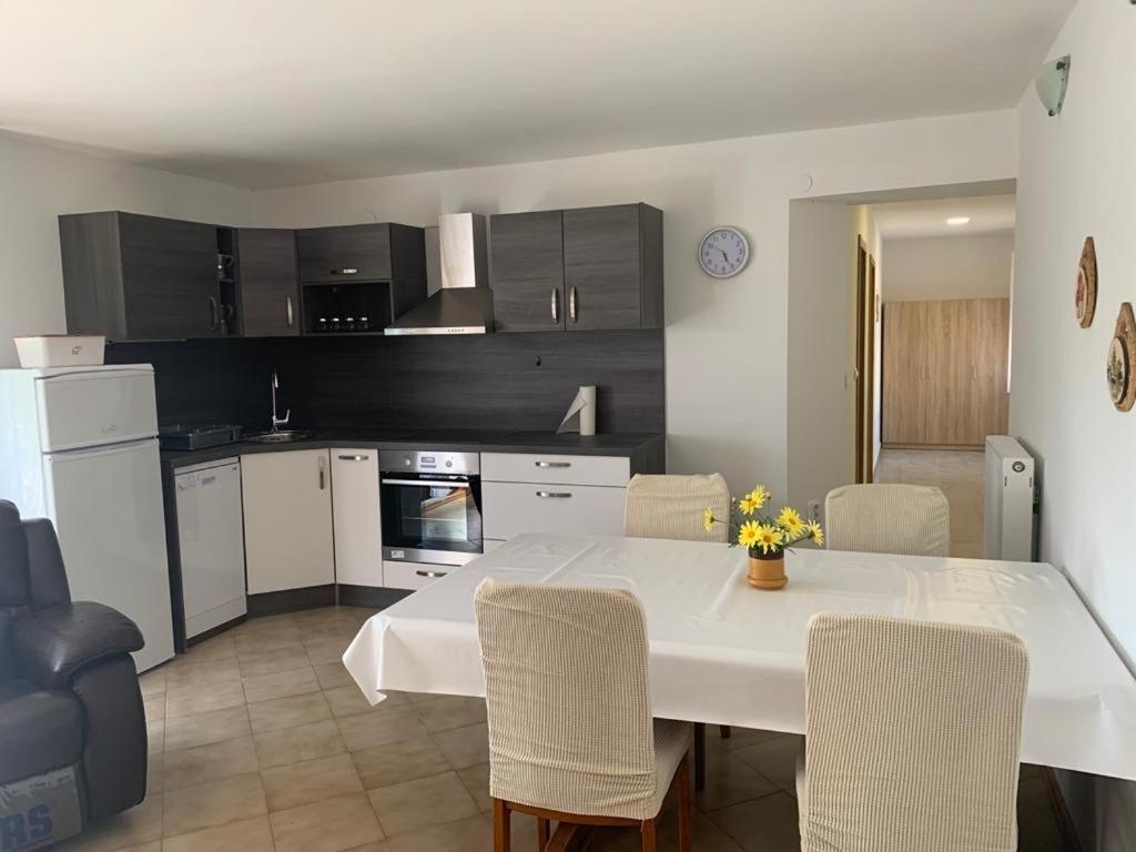 Apartman Dalija Винкуран Екстериор снимка